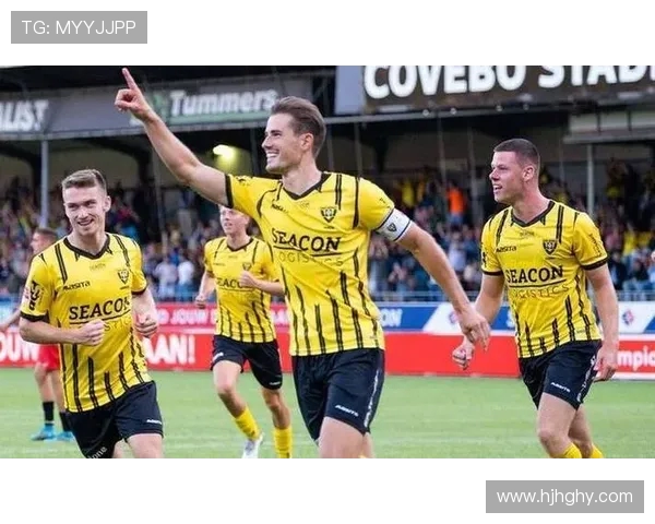 埃因霍温主场迎战赫拉克勒斯争夺联赛重要积分之战